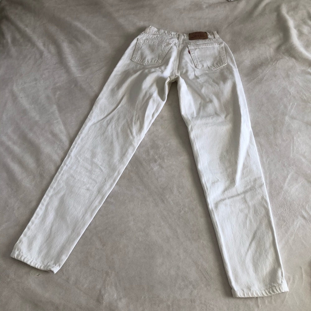 S O L D // LEVI/ vintage white high-rise jeans - Picture 4 of 5